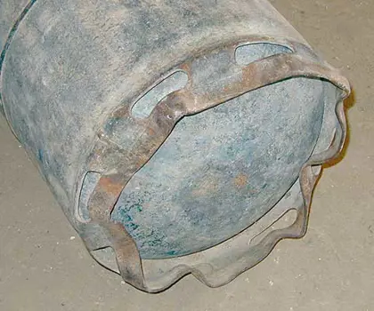 crooked gas bottle bottom