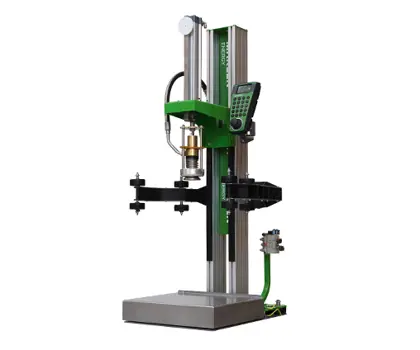 image of a MAKEEN Energy UFM universial filling machine