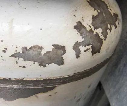 Gas bottle missing paint