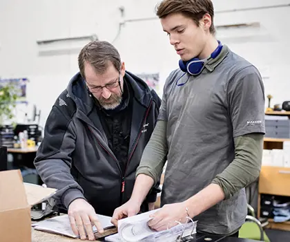 Internship at MAKEEN Energy Image of 2 MAKEEN Energy empolyees