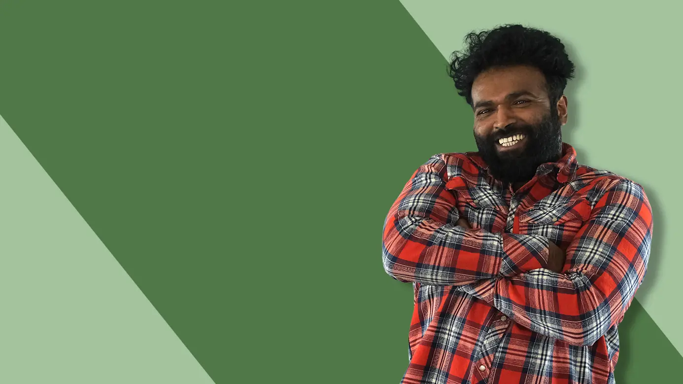 Job Opening Banner Image of a MAKEEN Energy male empolyee