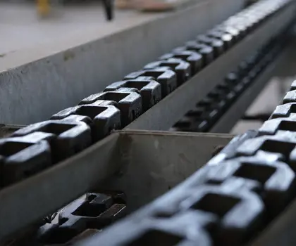 image of a chain conveyor