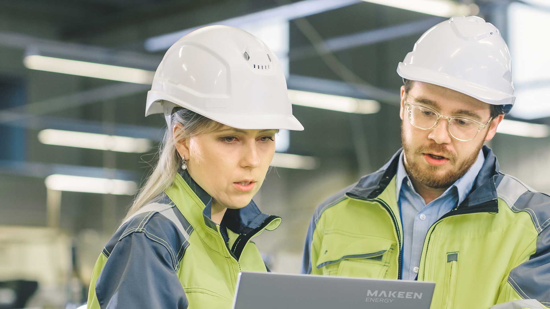 Image of 2 MAKEEN Energy empolyees