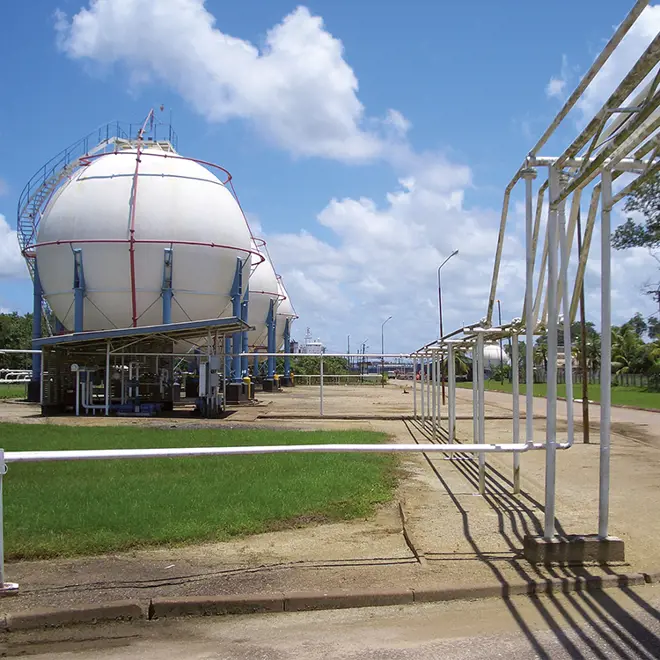 image of an spherical lpg tank and pipelines